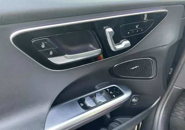 MERCEDES-BENZ Klasa C 220 d Avantgarde