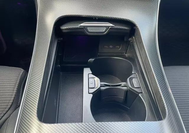 MERCEDES-BENZ Klasa C 220 d Avantgarde