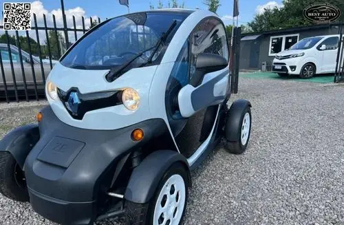 RENAULT Twizy 