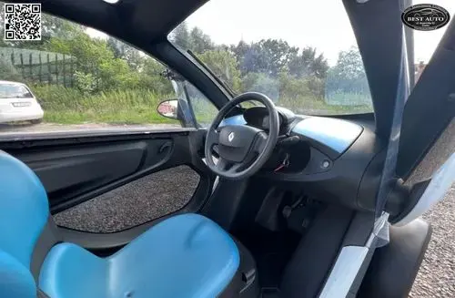 RENAULT Twizy 