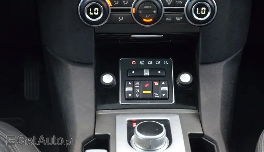 LAND ROVER Discovery 