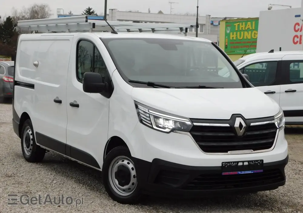 RENAULT TRAFIC 