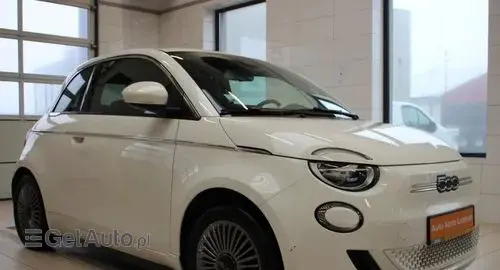 FIAT 500e 