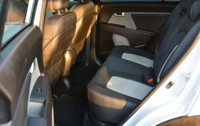 KIA Sportage 1.7 CRDI Business Line 2WD