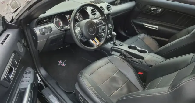 FORD Mustang 2.3 EcoBoost