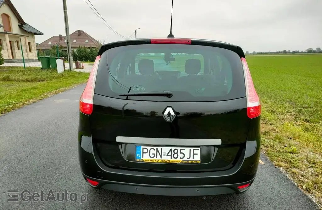 RENAULT Grand Scenic 
