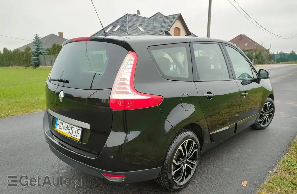 RENAULT Grand Scenic 