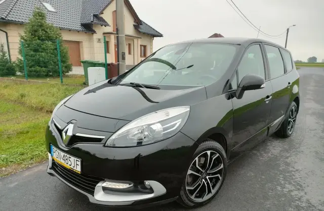 RENAULT Grand Scenic 