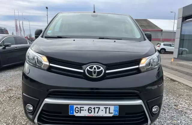 TOYOTA Proace 