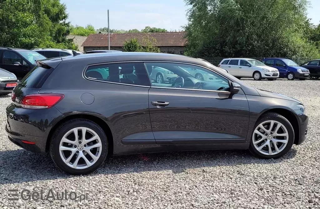 VOLKSWAGEN Scirocco 