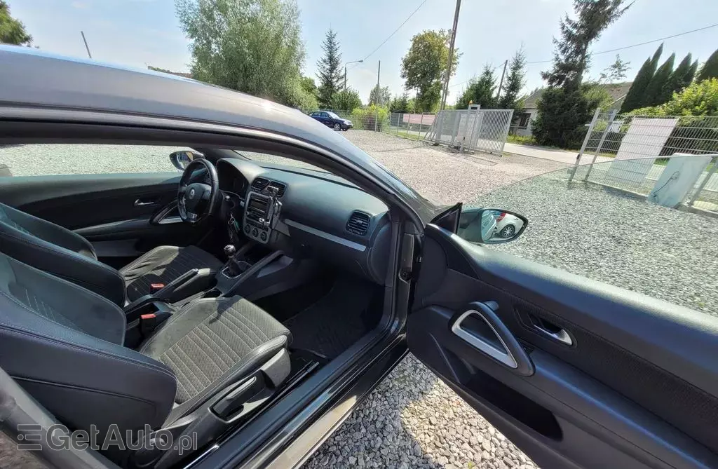 VOLKSWAGEN Scirocco 