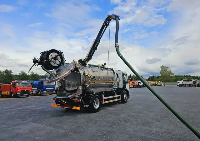 DAF WUKO SCK-4HW  do zbierania odpadów płynnych separatorów 