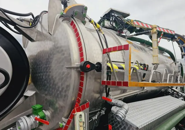 DAF WUKO SCK-4HW  do zbierania odpadów płynnych separatorów 