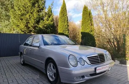 MERCEDES-BENZ Klasa E 