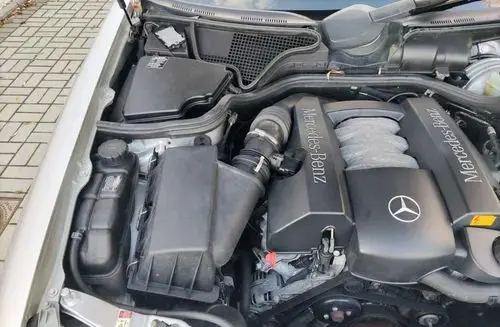 MERCEDES-BENZ Klasa E 