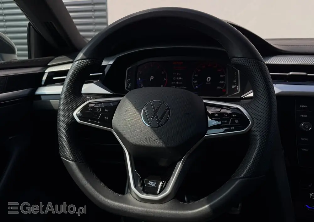 VOLKSWAGEN Arteon 2.0 TSI R-Line DSG