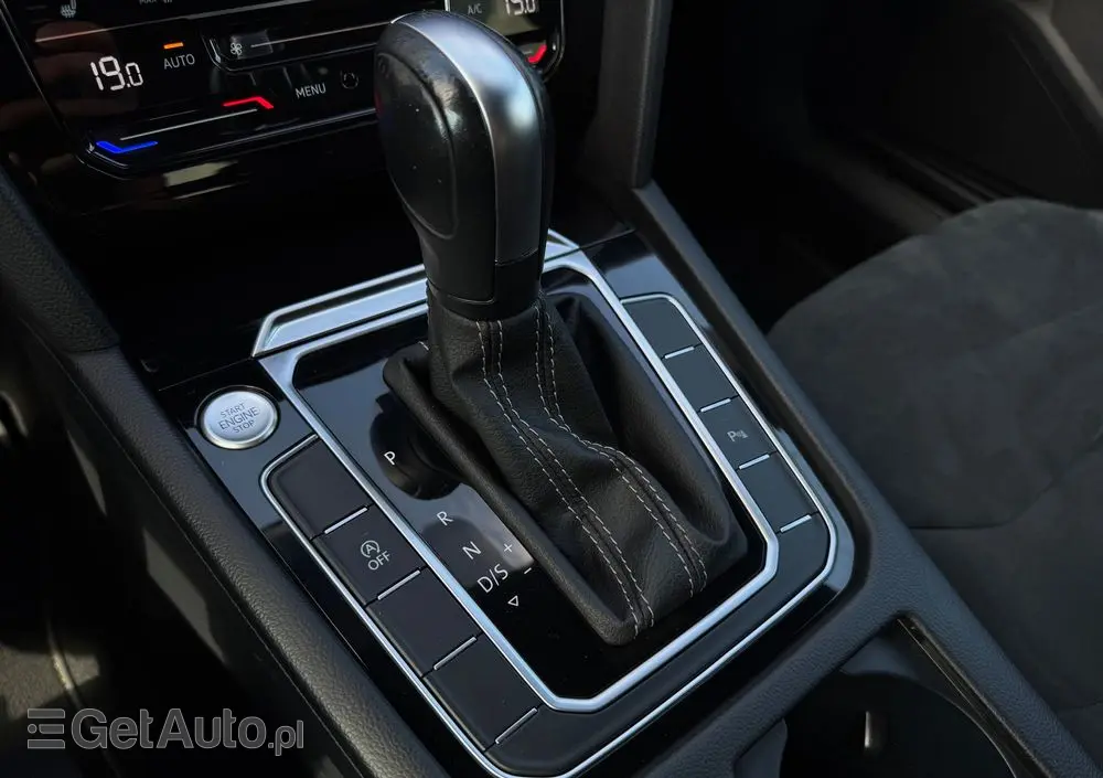 VOLKSWAGEN Arteon 2.0 TSI R-Line DSG