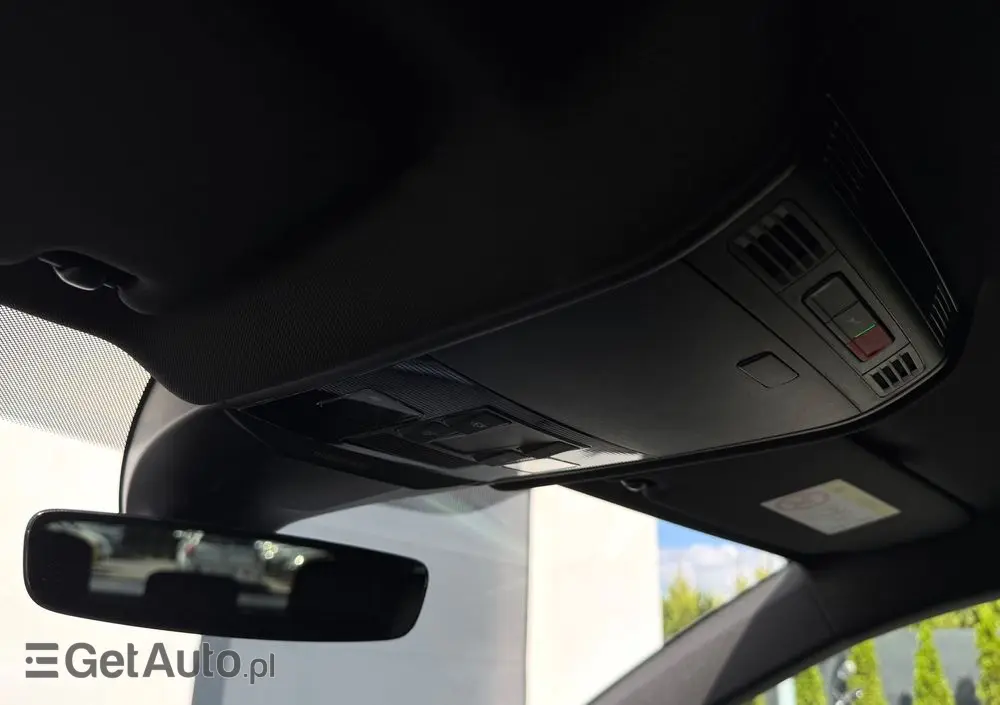 VOLKSWAGEN Arteon 2.0 TSI R-Line DSG