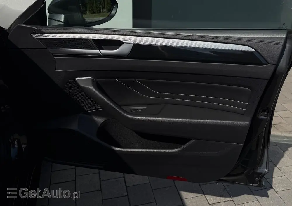 VOLKSWAGEN Arteon 2.0 TSI R-Line DSG