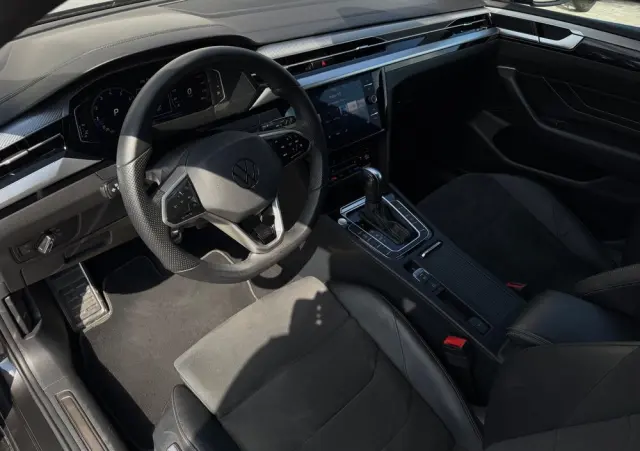VOLKSWAGEN Arteon 2.0 TSI R-Line DSG