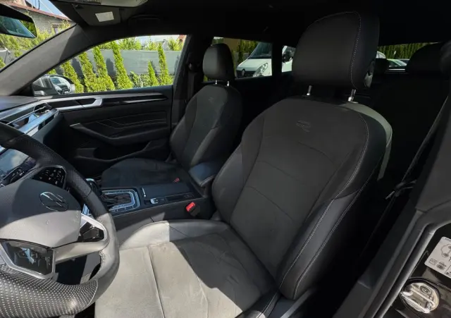 VOLKSWAGEN Arteon 2.0 TSI R-Line DSG