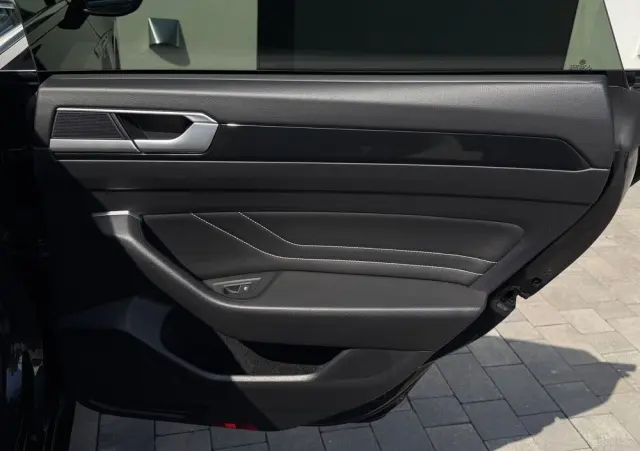 VOLKSWAGEN Arteon 2.0 TSI R-Line DSG