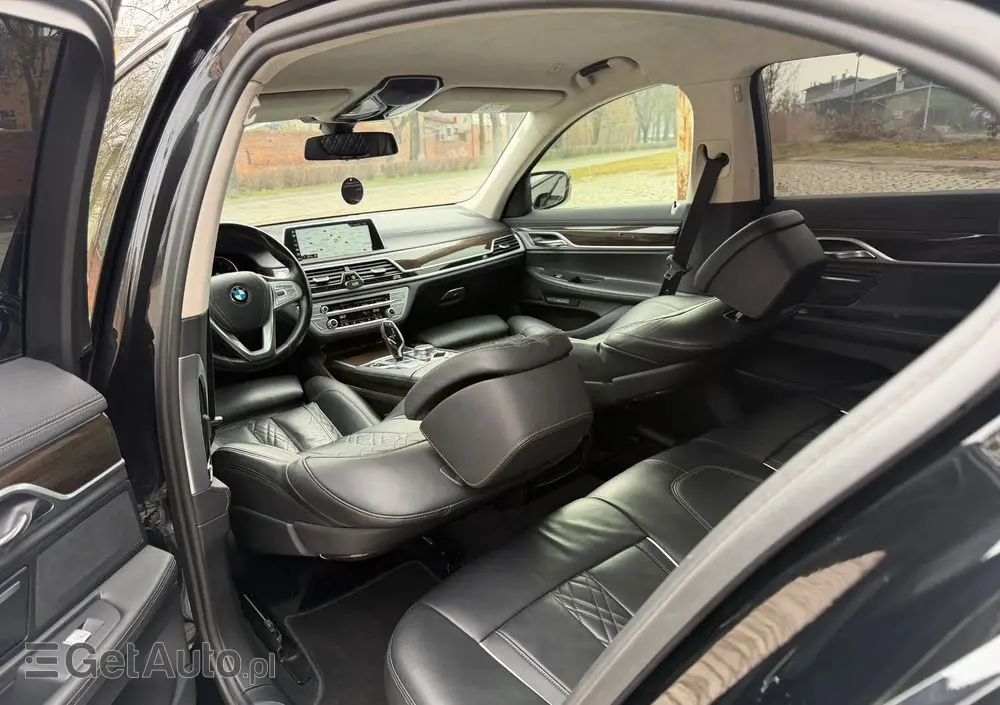 BMW Seria 7 740d xDrive