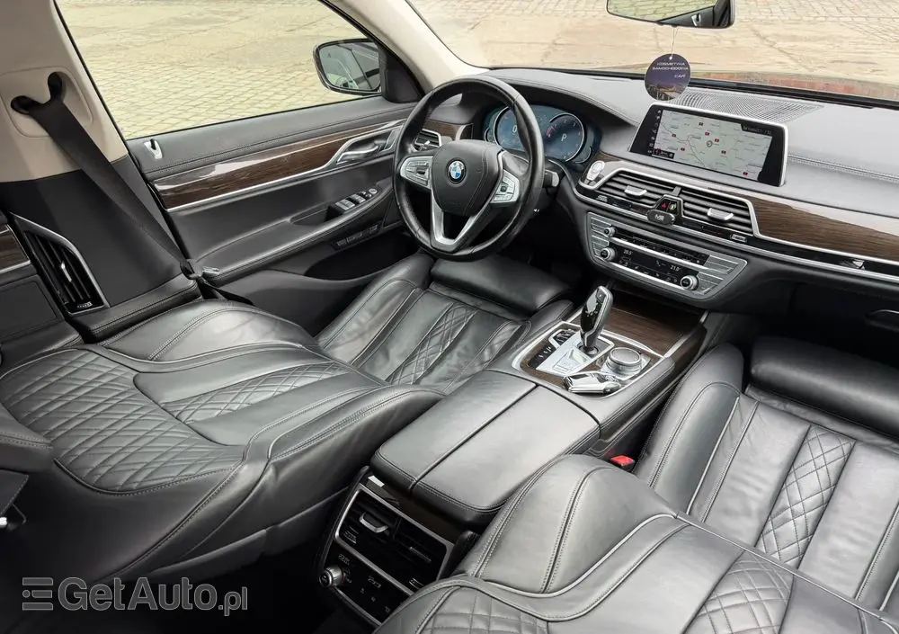 BMW Seria 7 740d xDrive
