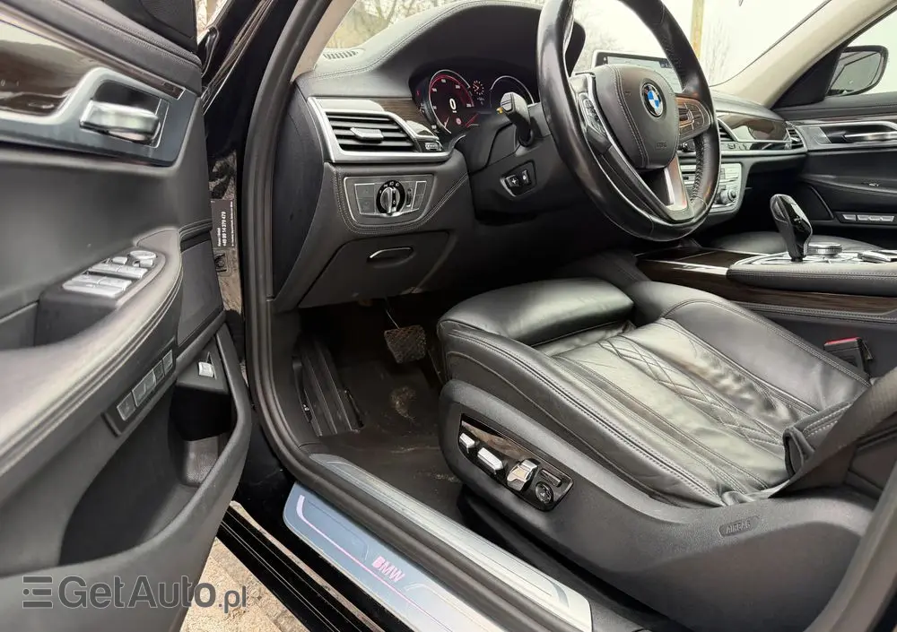 BMW Seria 7 740d xDrive