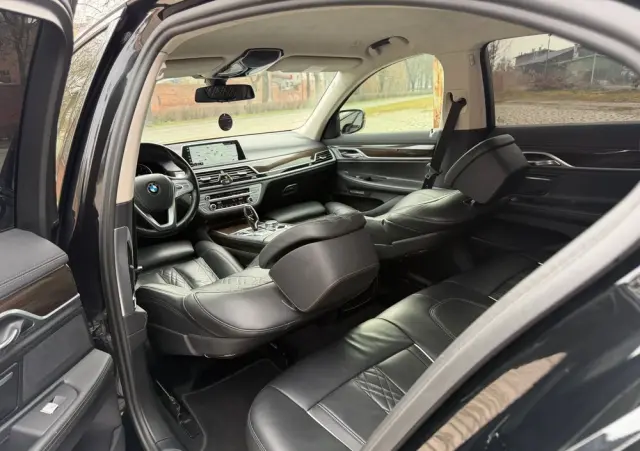 BMW Seria 7 740d xDrive