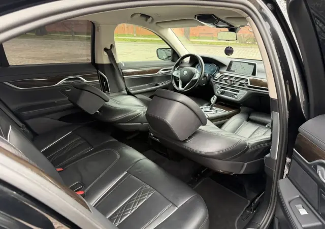 BMW Seria 7 740d xDrive