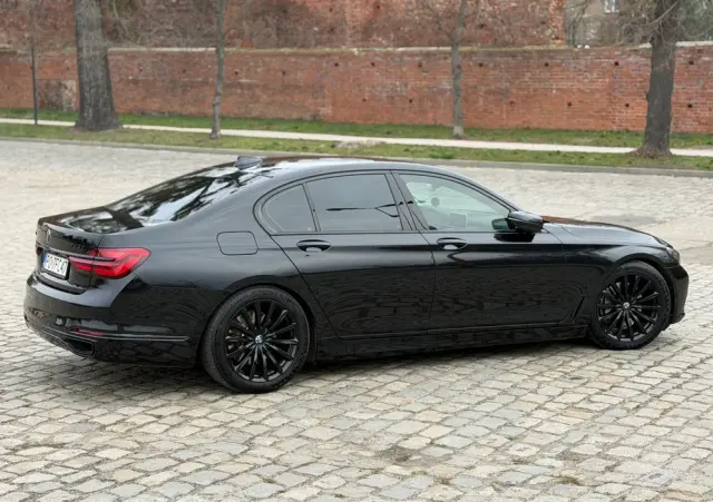 BMW Seria 7 740d xDrive