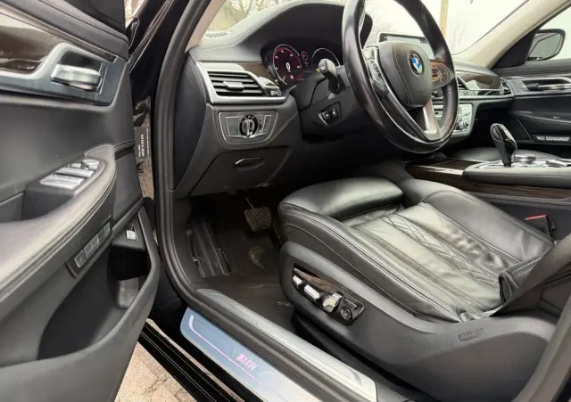 BMW Seria 7 740d xDrive