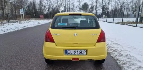 SUZUKI Swift 