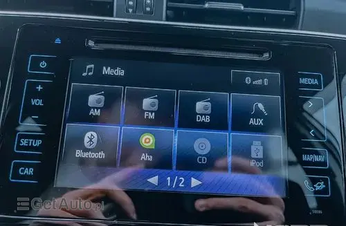 TOYOTA Auris 
