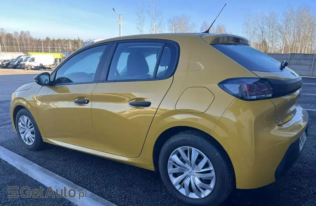 PEUGEOT 208 