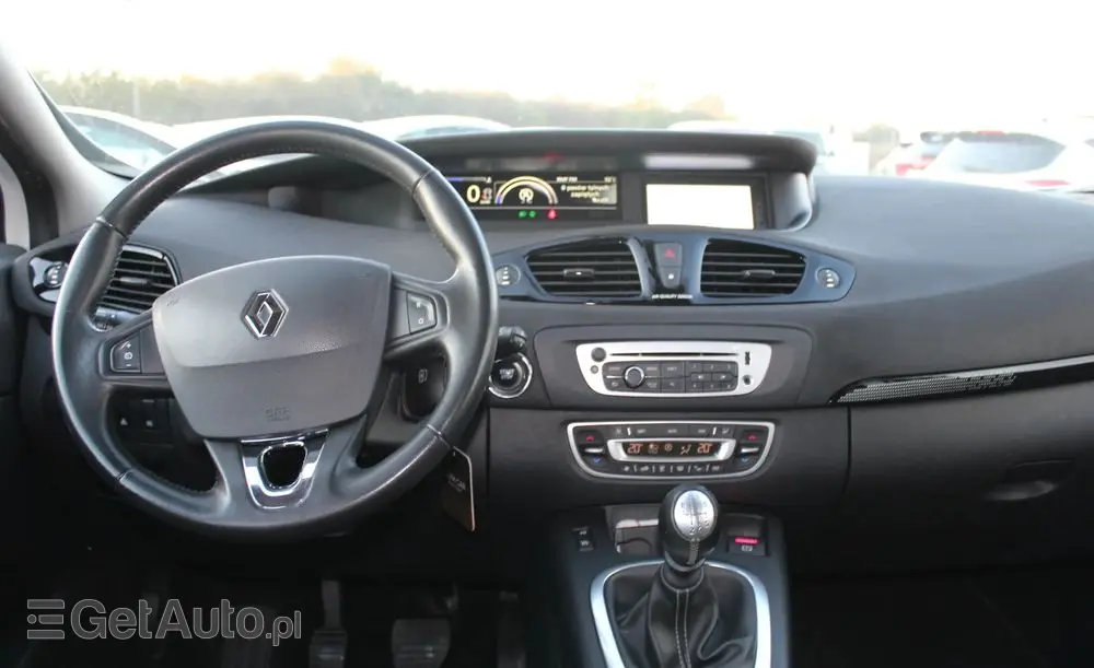 RENAULT Scenic 