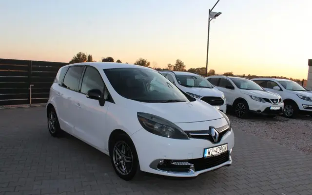 RENAULT Scenic 