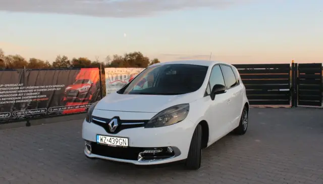 RENAULT Scenic 