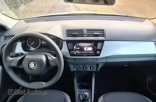 SKODA Fabia 