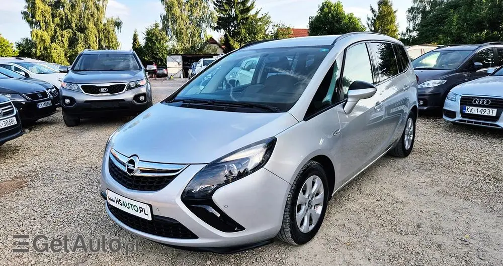 OPEL Zafira 1.4 T Cosmo