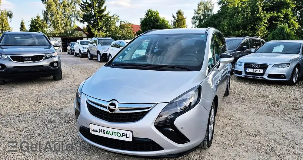 OPEL Zafira 1.4 T Cosmo