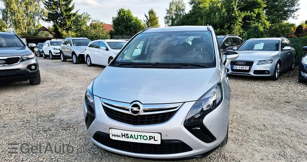 OPEL Zafira 1.4 T Cosmo