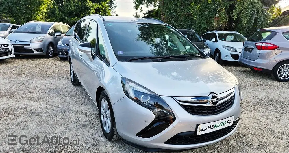 OPEL Zafira 1.4 T Cosmo