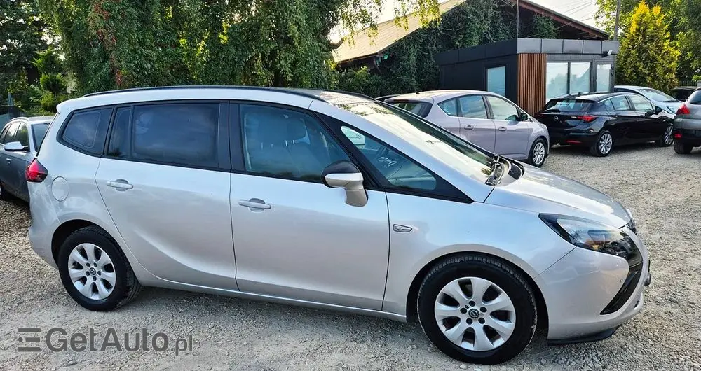 OPEL Zafira 1.4 T Cosmo