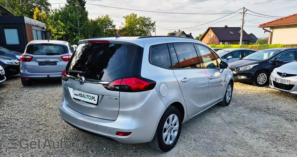 OPEL Zafira 1.4 T Cosmo