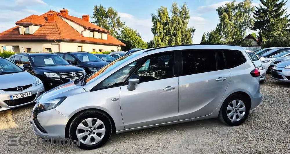 OPEL Zafira 1.4 T Cosmo
