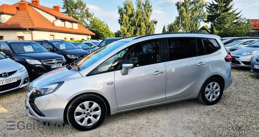 OPEL Zafira 1.4 T Cosmo