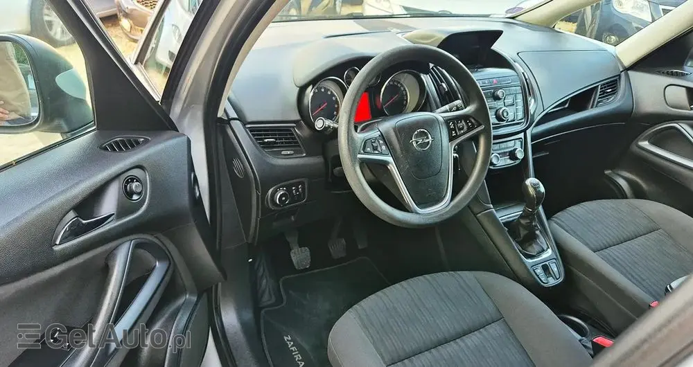 OPEL Zafira 1.4 T Cosmo