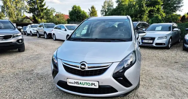OPEL Zafira 1.4 T Cosmo